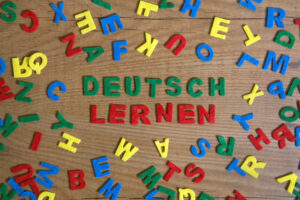Effektive Methoden zum Deutschlernen: Tipps für Anfänger sowie umfassender Leitfaden zu verschiedenen Methoden und Ressourcen